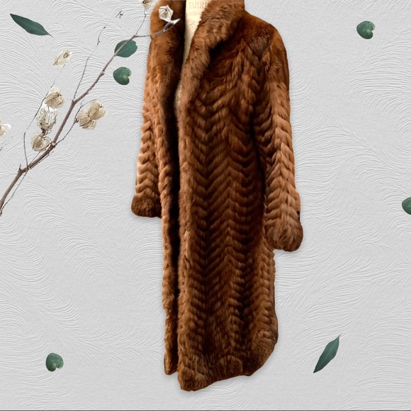 Vintage Full Length Opossum Chevron Pattern Fur Coat - Picture 2 of 14